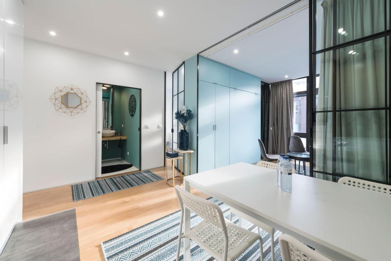 Lovelystay - Wohaza Apartment With Free Private Parking OOporto Exterior foto