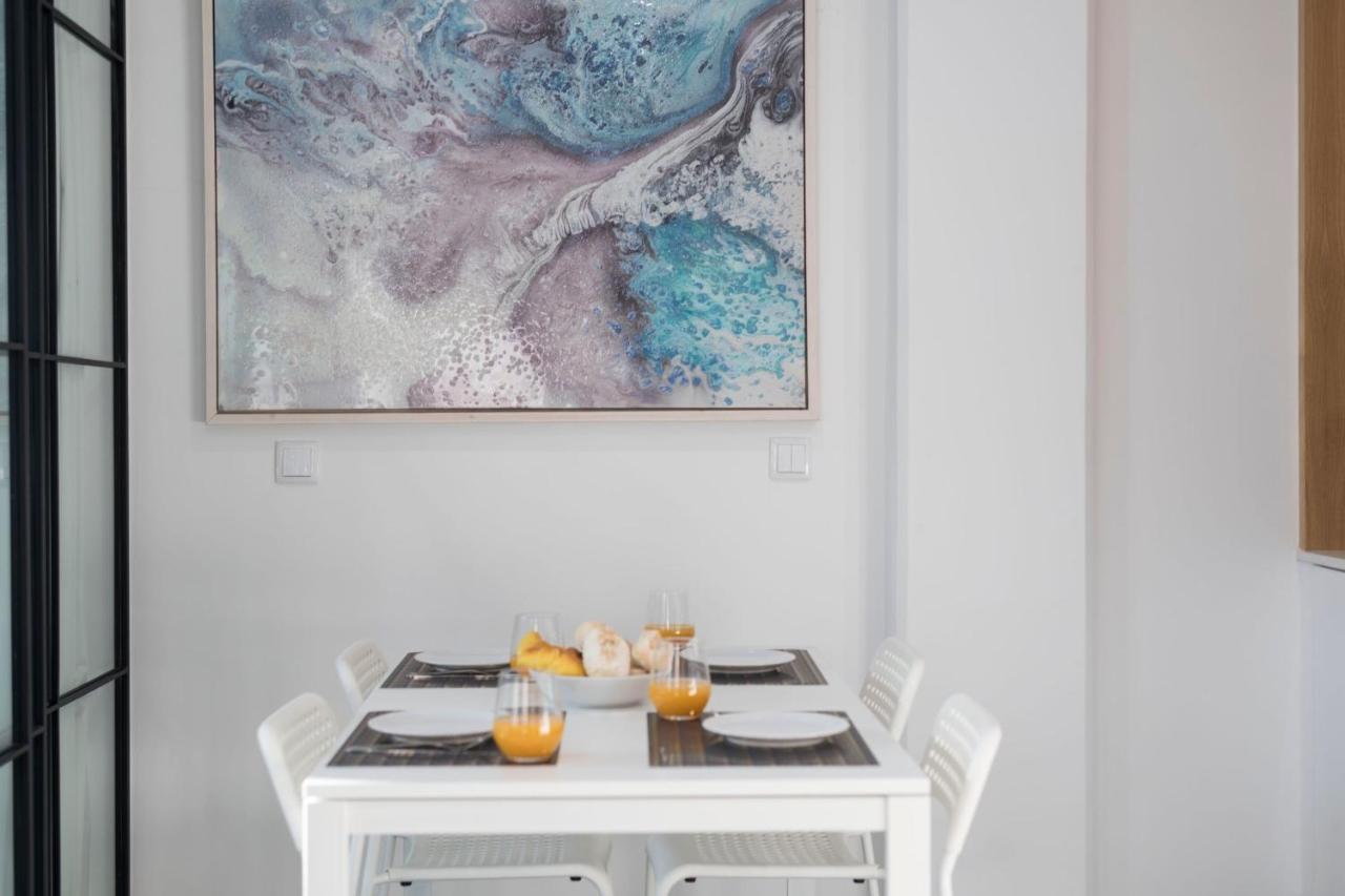Lovelystay - Wohaza Apartment With Free Private Parking OOporto Exterior foto